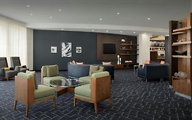 Courtyard By Marriott Salisbury